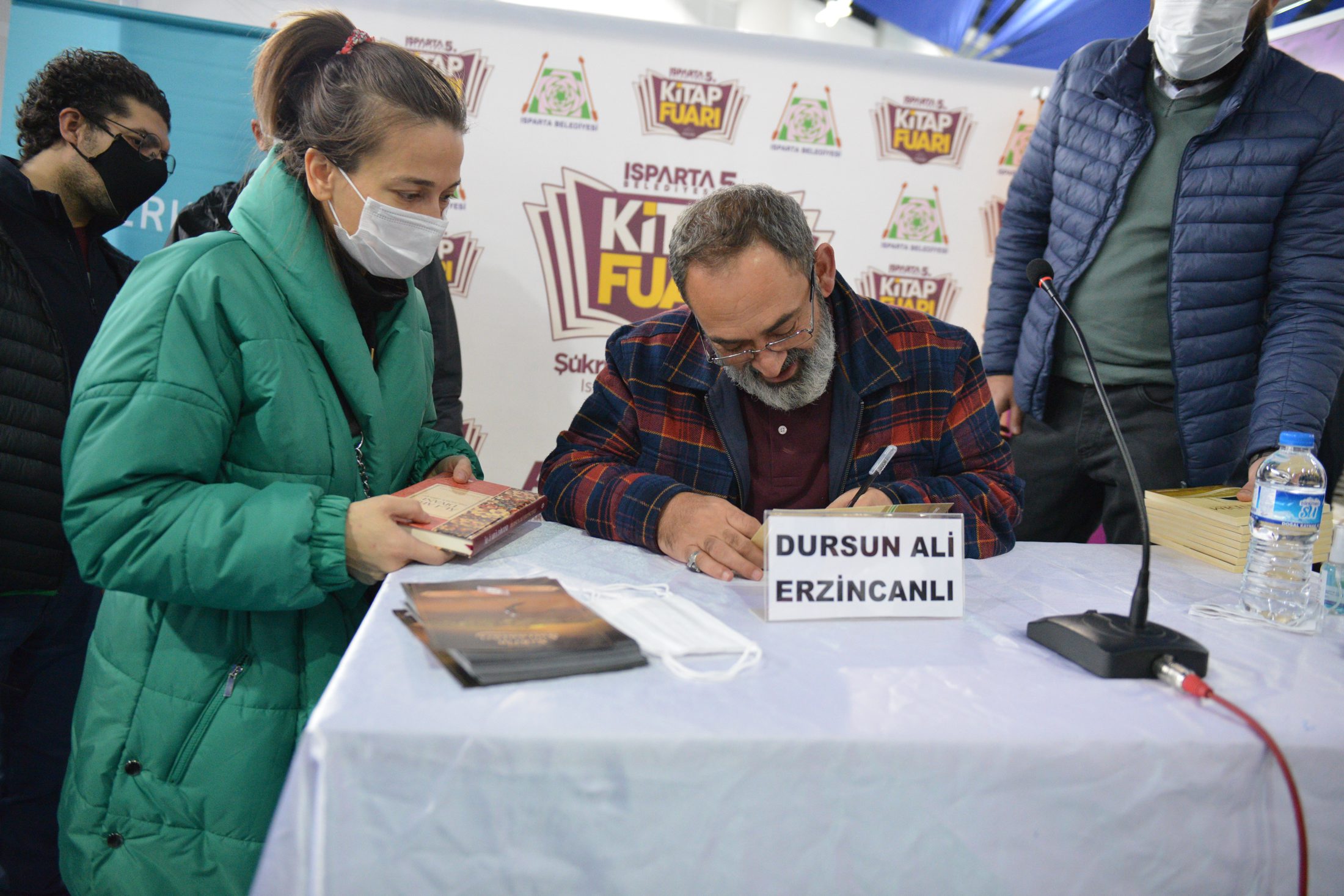 17-12-2021-5.kitap fuari yazarlar 8 (2)