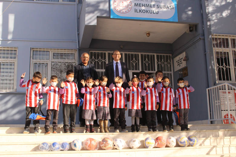 402b684b-beb3-4a1d-9f22-5b41d46aee09