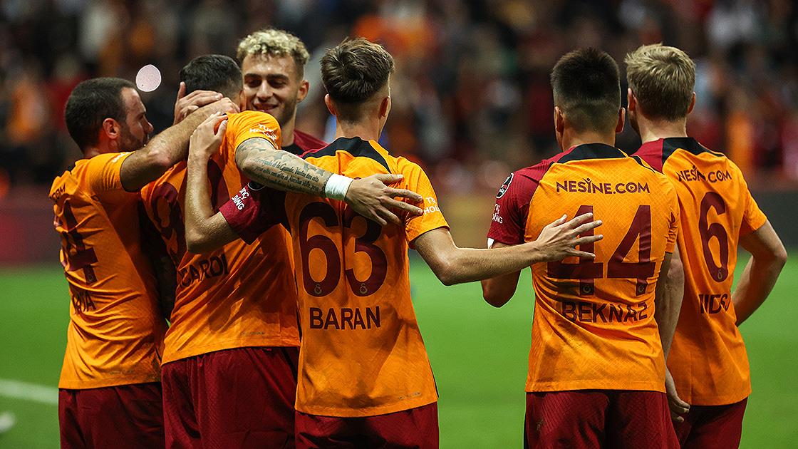 Galatasaray, hazırlık maçında İstanbulspor’u 2 golle geçti