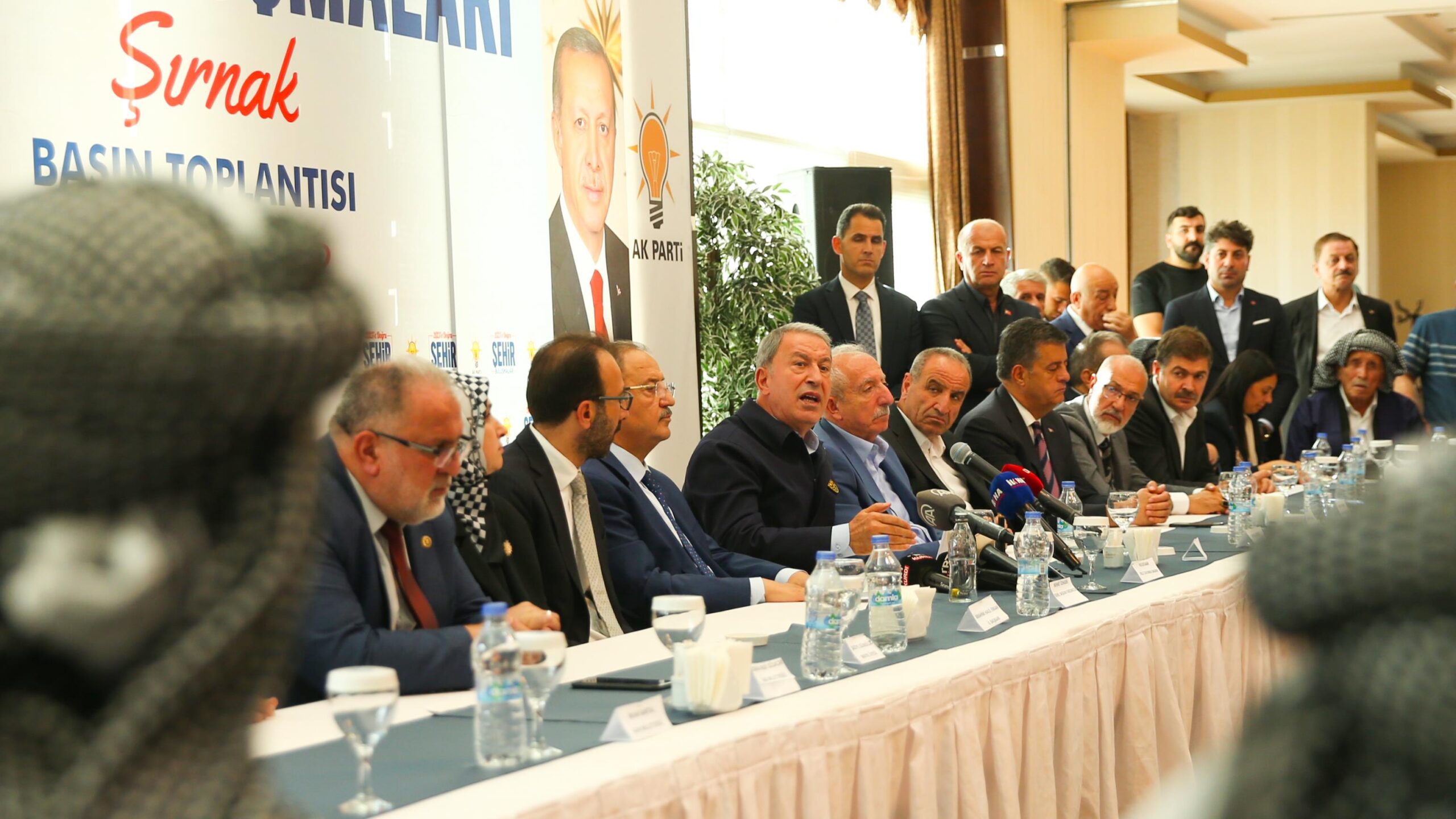 Milli Savunma Bakanı Akar'dan Yunanistan'a davet: Konuşalım ve bu problemleri çözelim