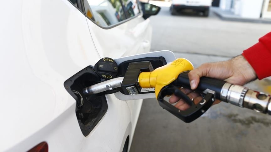 Fransa'da benzin istasyonlarının yüzde 12'si akaryakıt tedarik sıkıntısıyla karşı karşıya