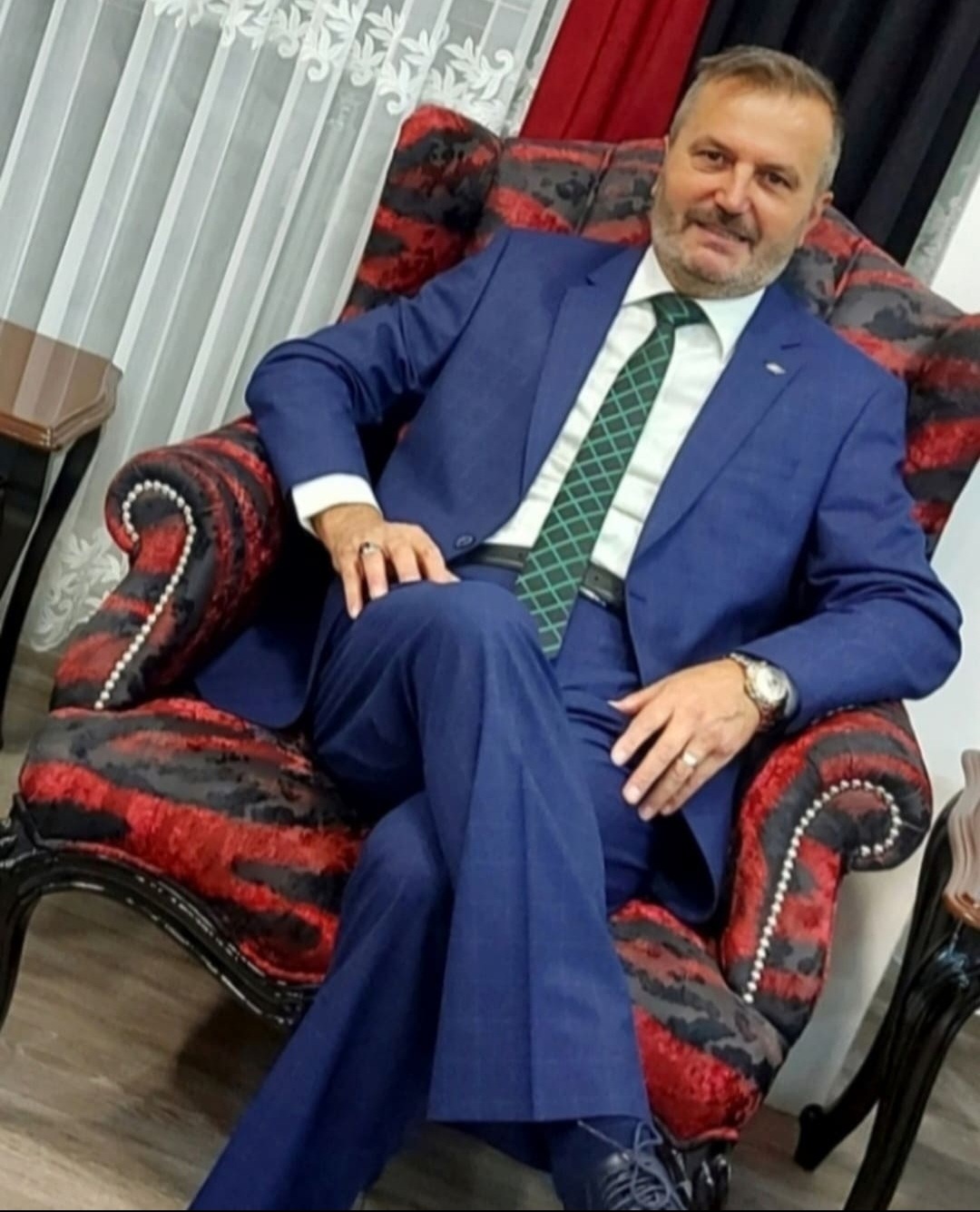 AK PARTİ Nerede Hata Yaptı? AK PARTİ  Niçin  Oy Kaybediyor?