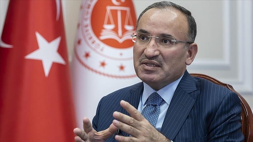 Bakan Bozdağ, kız çocuğunun cinsel istismarı iddiaları üzerine bir savcı hakkında inceleme izni verdi