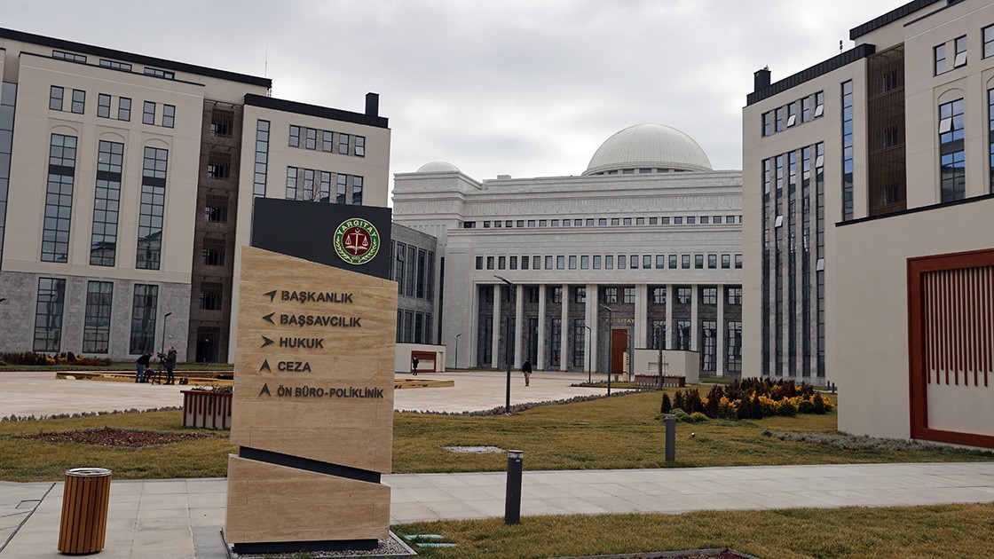 Yargıtay: Satıcı, bilmese de kilometresi düşürülmüş araçtan sorumlu