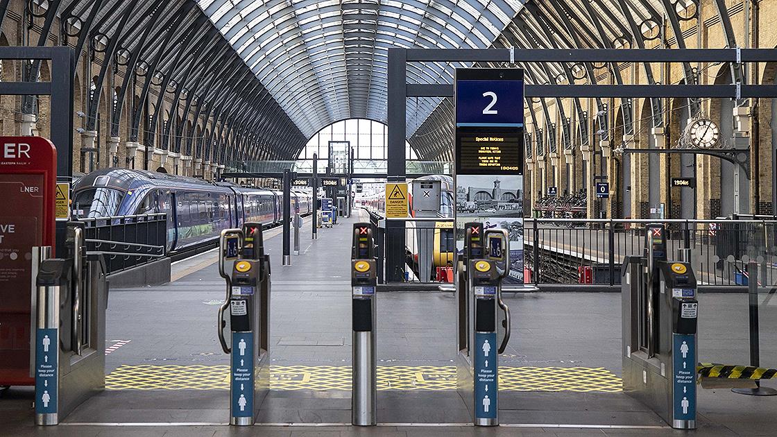 İngiltere’de 40 bin demir yolu çalışanı 2 günlük greve gitti