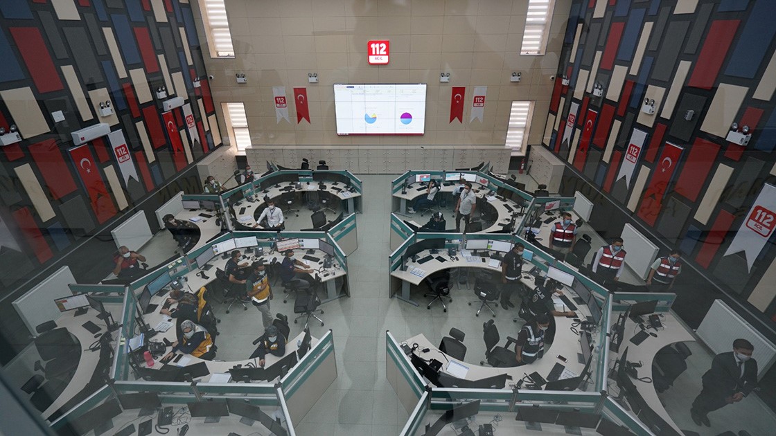 Çağrı merkezini 2 ayda 22 bin 217 kez arayan kadına para cezası