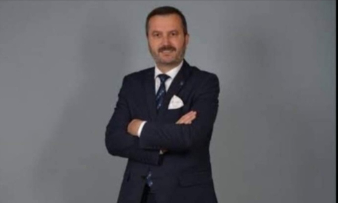 İyi Bir Siyasetçi Nasıl Olmalıdır?