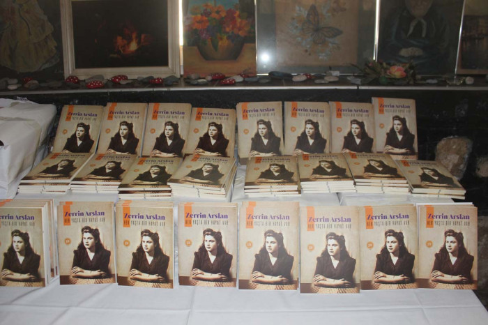 ZERRİN ARSLAN İMZA GÜNÜ İLE BOTANİK’E VEDA ETKİNLİĞİ YAPILDI