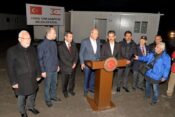 Cumhurbaşkanı Ersin Tatar, İskenderun’da “Kıbrıs Türk Şampiyon Melekler Köyü” konteyner yerleşim alanı ziyaret etti