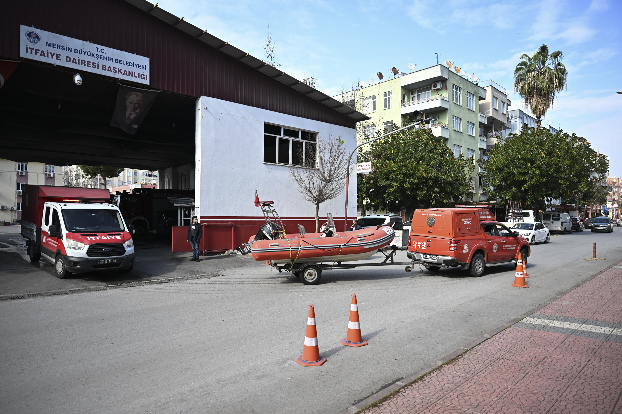 BÜYÜKŞEHİR’İN DALGIÇLARI ŞANLIURFA’DAKİ SELDE ARAMA KURTARMA ÇALIŞMASI YÜRÜTECEK