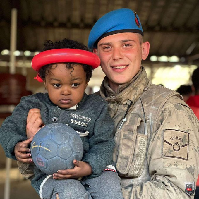 Jandarmadan içimizi ısıtacak kareler…