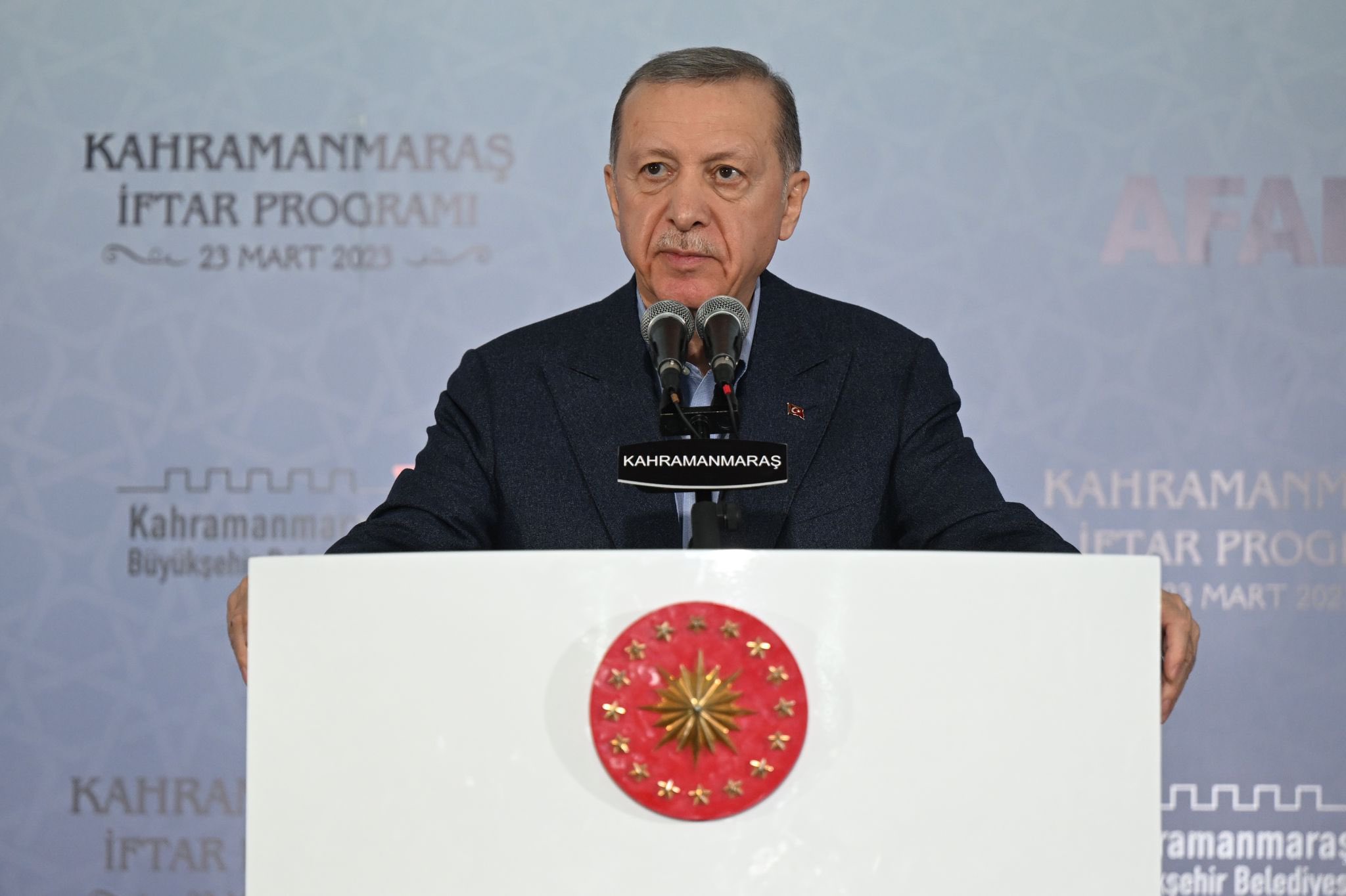 Tüm imkanlarımız ile Milletimizin yanındayız