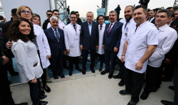 “Türkiye’yi sağlık alanında küresel bir cazibe merkezi hâline dönüştürmekte kararlıyız”