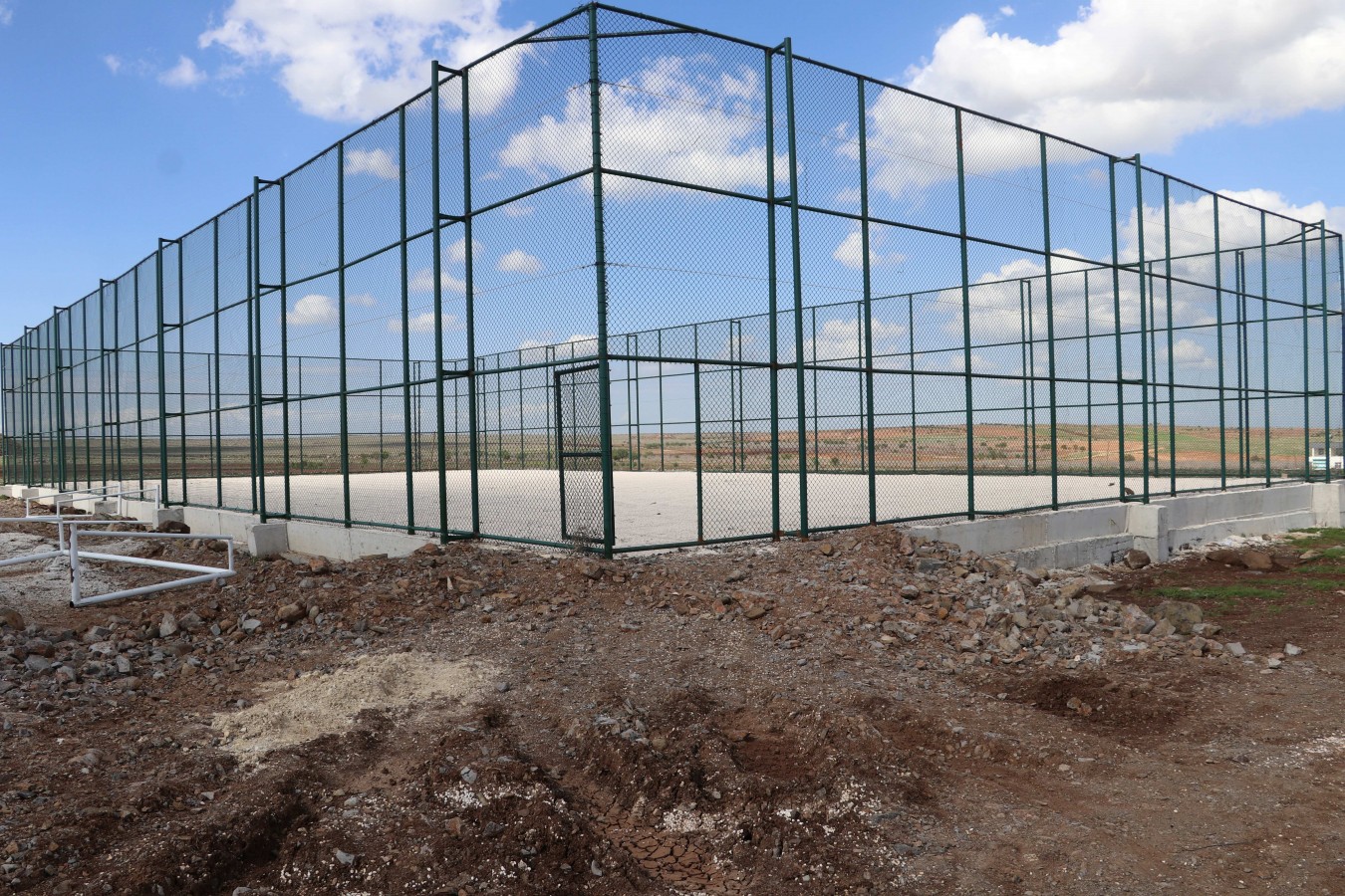 KARAKÖPRÜ KIRSALINA YENİ SPOR YATIRIMLARI SÜRÜYOR