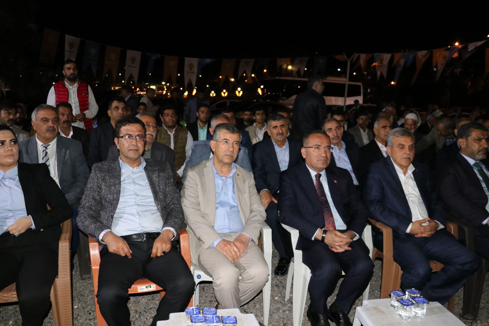 CHP VE İYİ PARTİ’DEN AK PARTİ’YE GEÇTİLER