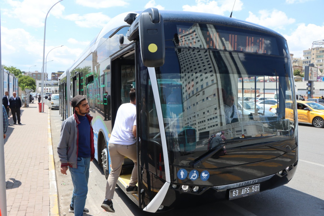 Depremzedeler İçin Ücretsiz Ulaşım 3 Ay Daha Uzatıldı