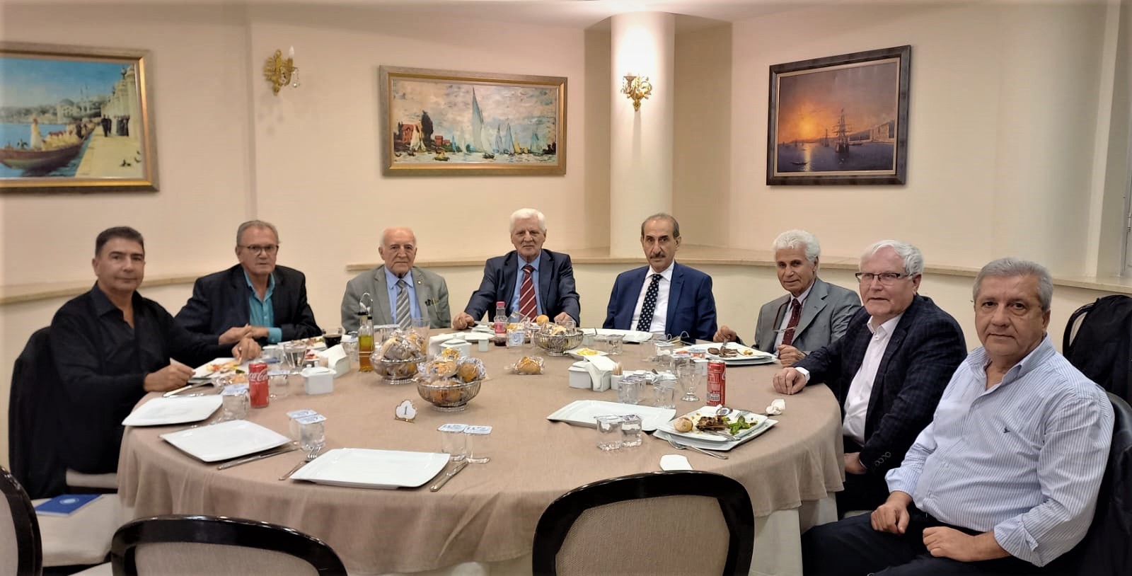 6e2dce44-258e-4715-bbe1-c3315566aebe