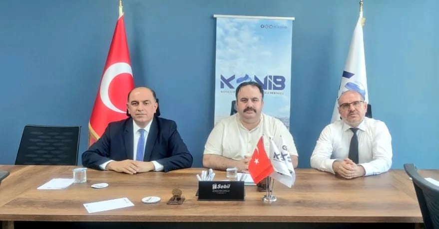 cd4cb867-3293-400a-93ec-ba15608ed98a