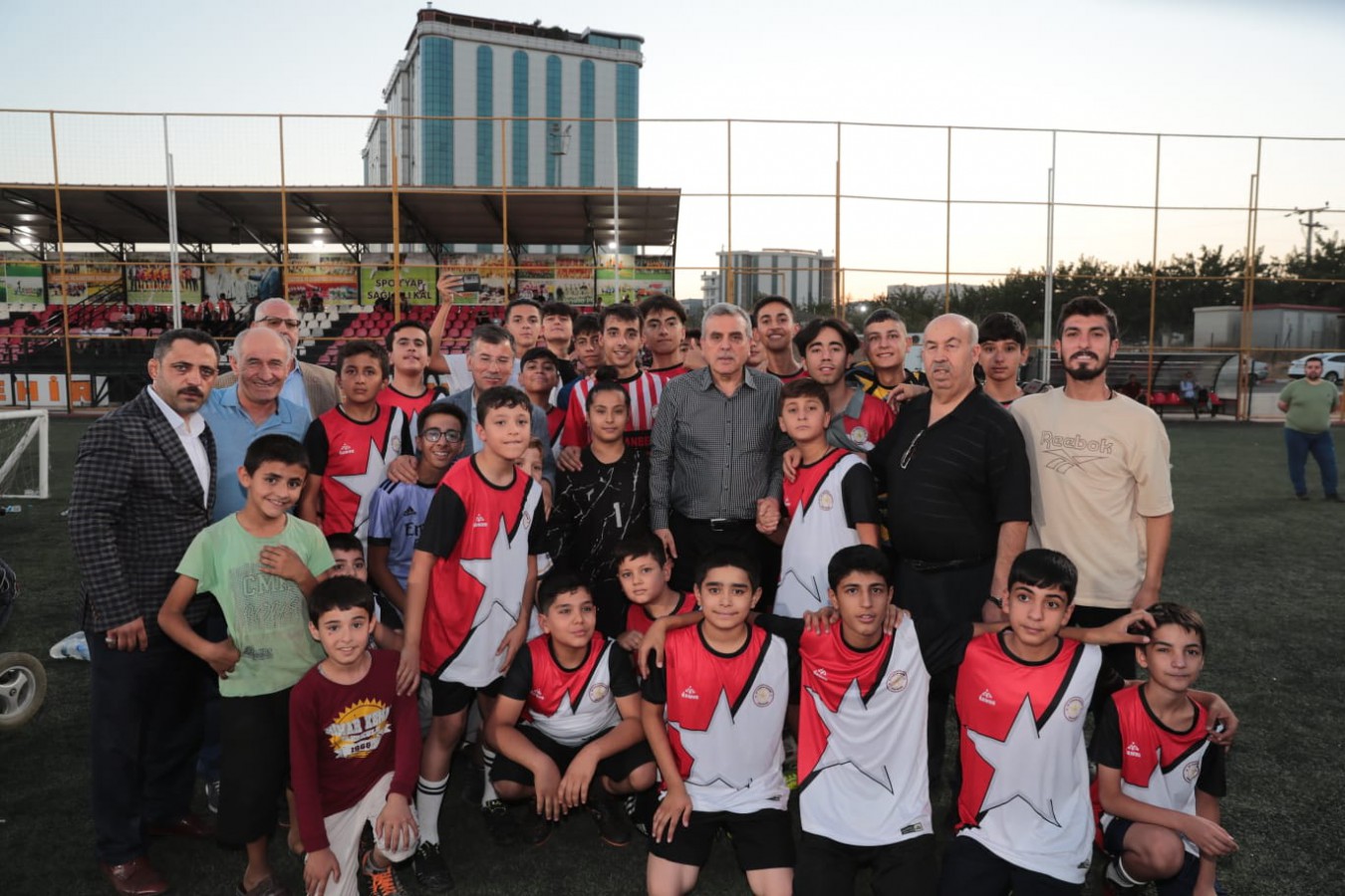 61806-23576-20230917062625