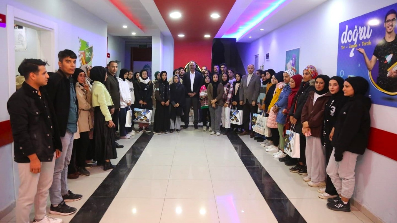 BAŞKAN KUŞ, SINAVLARA HAZIRLANAN GENÇLERE MESAJ VERDİ