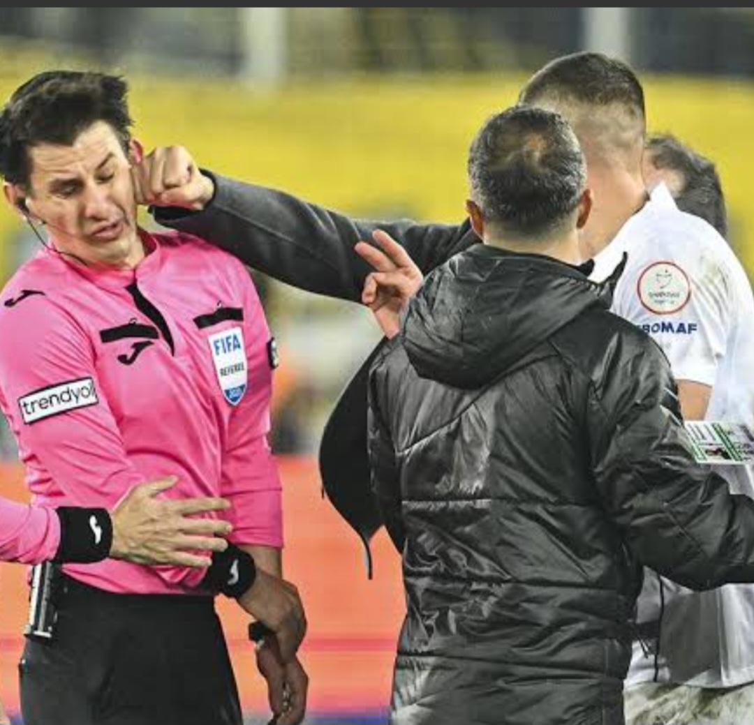 Türk Futbolunun Geldiği Nokta; Dayak!!!