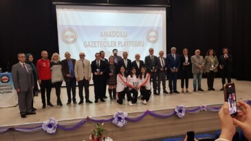 Anadolu Gazeteciler Platformu’ndan başarı ödülleri
