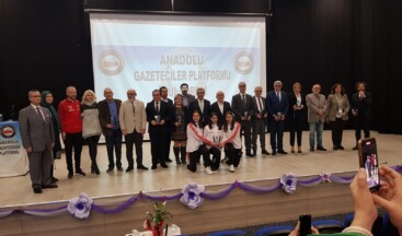 Anadolu Gazeteciler Platformu’ndan başarı ödülleri