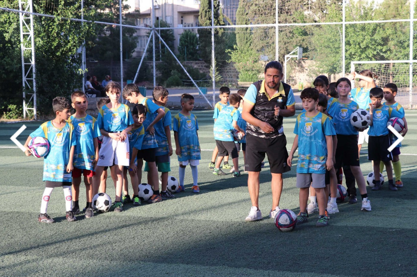 ÇOCUKLAR, TEKVANDO VE FUTBOL KURSUNA YOĞUN İLGİ GÖSTERİYOR