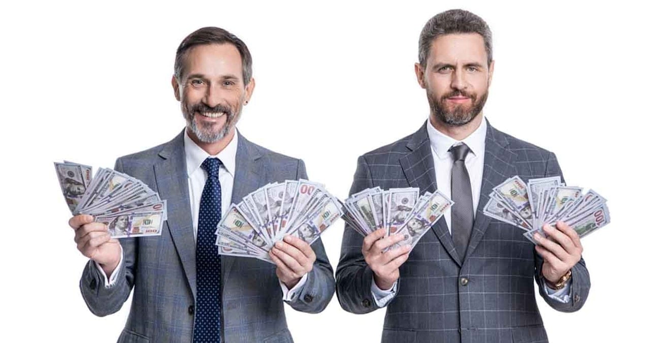 370 milyoner ve milyarder süper zenginler için vergi talep ediyor!