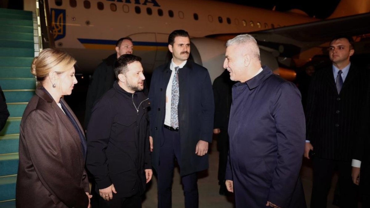 Vladimir Zelensky Ankara’da büyükelçilik açtı: Savaşın bitmesini istiyoruz
