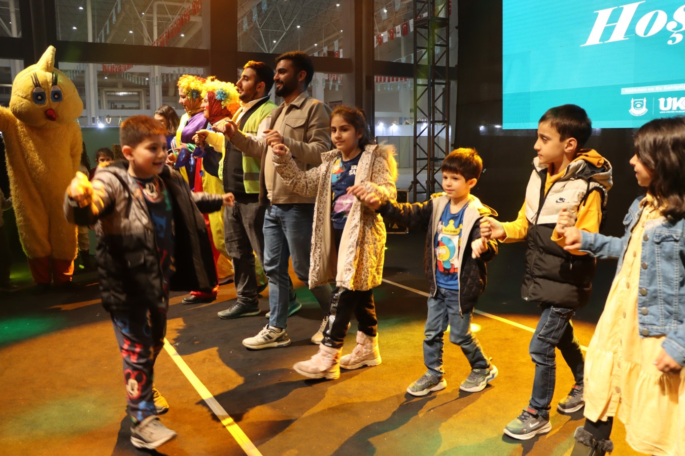 RAMAZAN SOKAĞI’NDA AİLELER VE ÇOCUKLAR BİRLİKTE UNUTULMAZ ANLAR YAŞIYOR