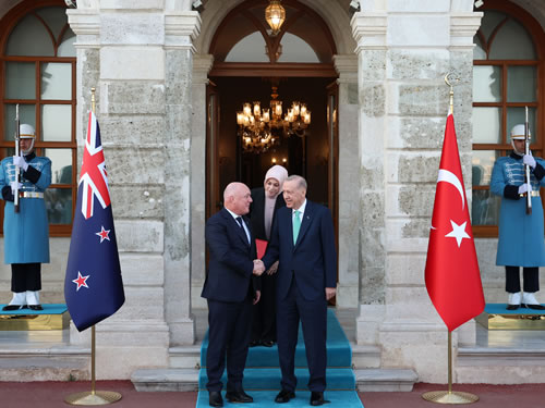 Cumhurbaşkanı Erdoğan, Yeni Zelanda Başbakanı Luxon ile bir araya geldi