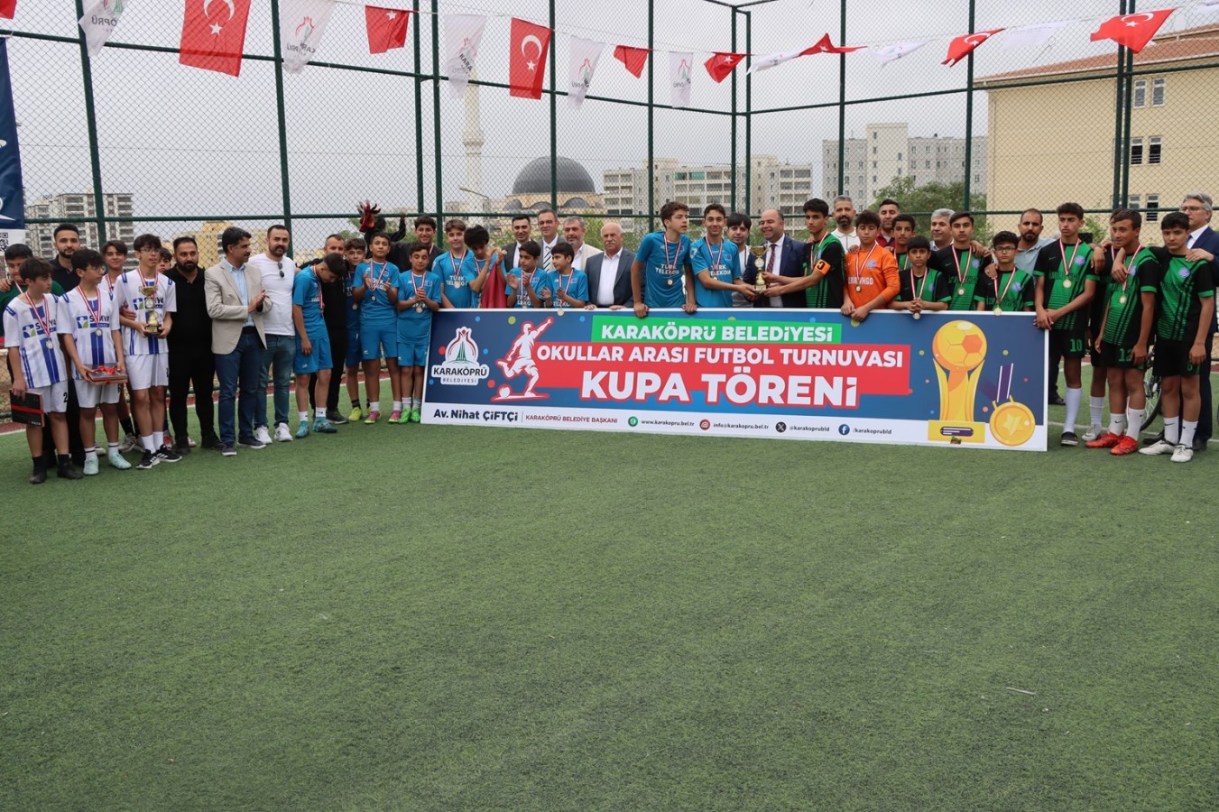 KARAKÖPRÜ’DE FAİR PLAY RÜZGARI: BİR TURNUVA İKİ ŞAMPİYON!