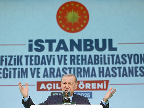 “Sağlık hizmetlerinin her boyutunda büyük mesafe katettik”