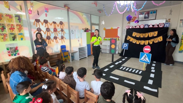 Hatay’da Anaokulu Öğrencilerine Trafik Eğitimi Verildi