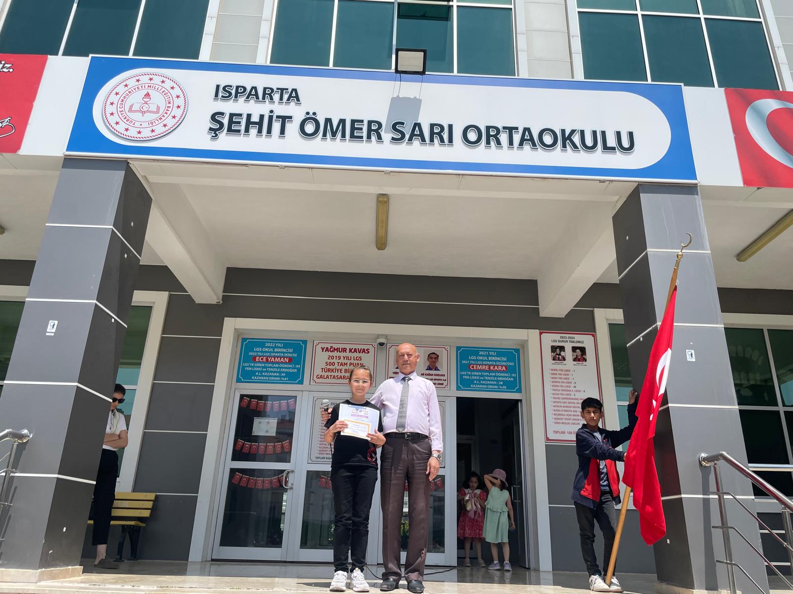 ŞEHRİMİZİN GÜZİDE OKULLARINDAN ŞEHİT ÖMER SARI ORTAOKULUNDAN BAŞARI ÜSTÜNE BAŞARI!!!