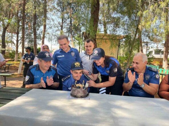 Özel Gereksinimli Furkan’ın Polislik Olma Hayali Gerçekleştirildi