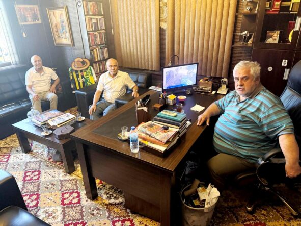 Bakkallar Odasından duayen gazeteciye ziyaret