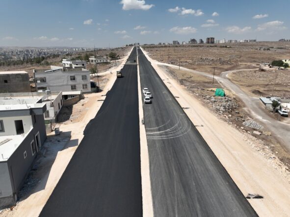 ŞEHİR HASTANESİ YOLUNDA ASFALT SERİMİ HIZLA SÜRÜYOR