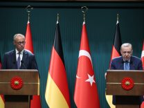 “Almanya ile ticaret hacmimizi 60 milyar dolara çıkarmayı hedefliyoruz”