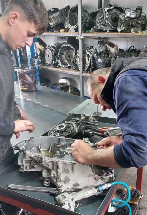 ŞANZIMANIN UZMANI ERDAL USTA: “OTOMATİK ŞANZIMAN UZMANLIK VE DİKKAT İSTER”