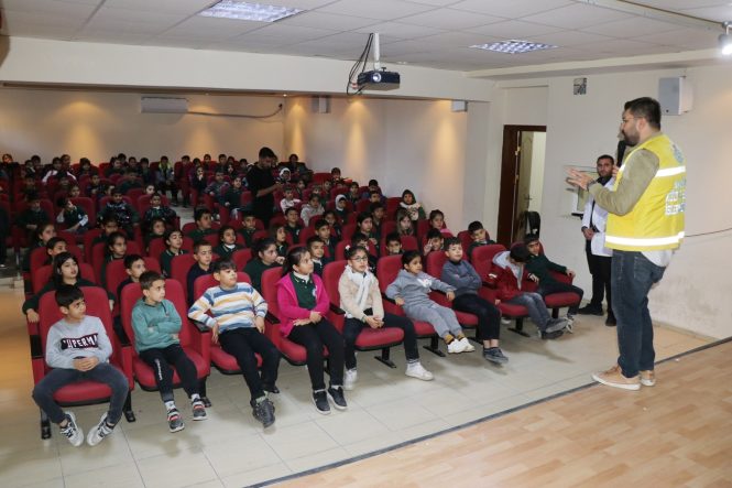 20251121143746-17018-30452