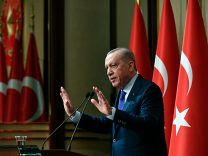 2025-12-16-BuyukelcilerKonferansi