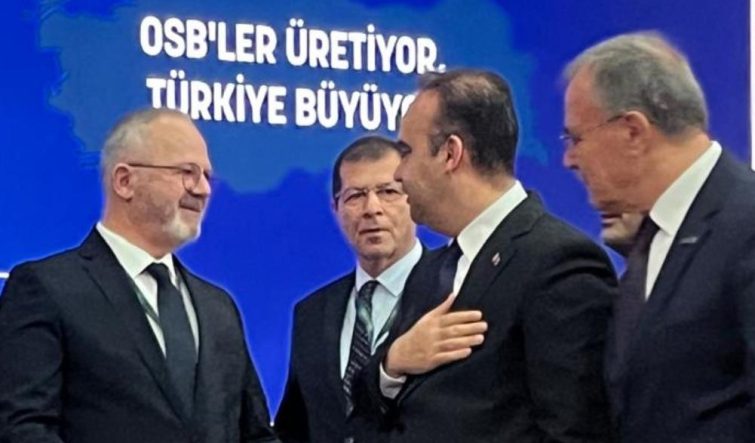 502d0488-ddd5-4b11-8842-79f8c8088d39