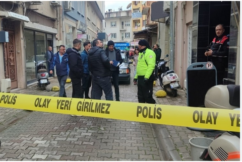 Emlak Ofisinde Silahlı Çatışma: 2 Kişinin Durumu Kritik