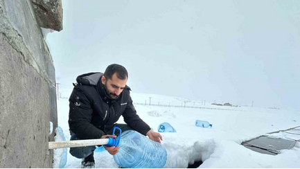 Erzurum’da Dondurucu Soğuk Alarmı: Su Hatları Dondu, Mahalleler Susuz Kaldı