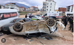 İnegöl’de Korkutan Kaza: Çocuk Sürücünün Aracı Takla Attı, 8 Yaralı