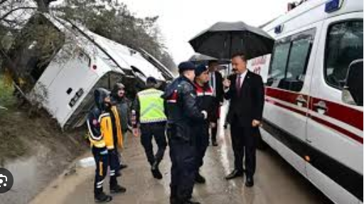 Isparta’da Cezaevi Aracı Düştü: 3 Jandarma Yaralı