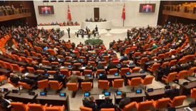 TBMM’de 6 Şubat Depremlerinin Yıl Dönümü Oturumu: Afet Politikaları ve Yeniden İnşa