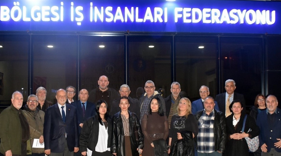 EBİİF, EGE MEDYA PLATFORMU ÜYELERİNİ İFTARDA AĞIRLADI